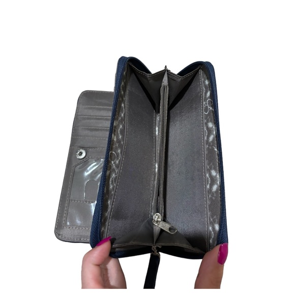 Jessica Simpson navy blue wallet - Picture 3 of 4